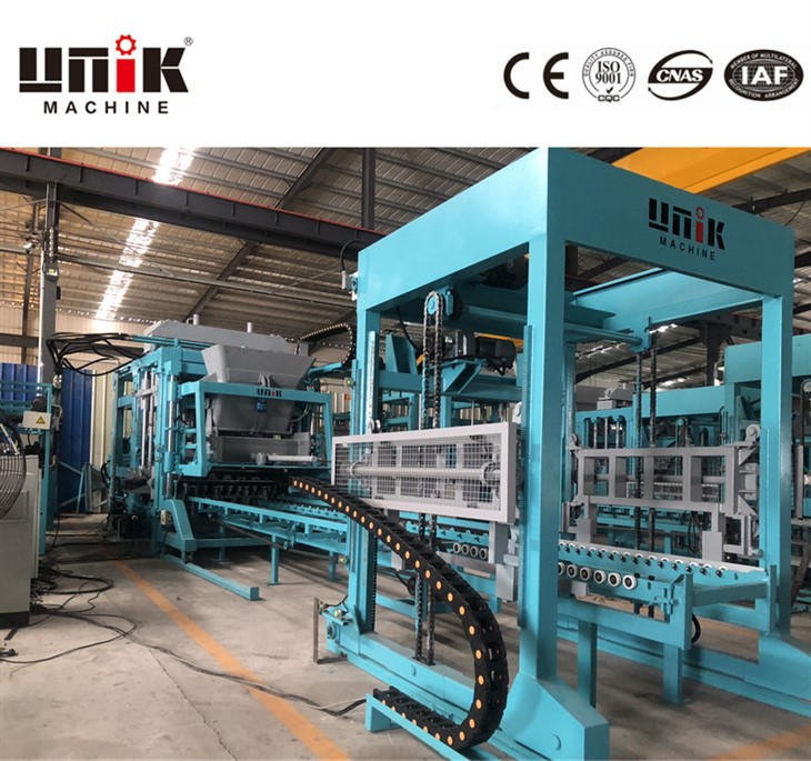 kvalitný blokový stroj